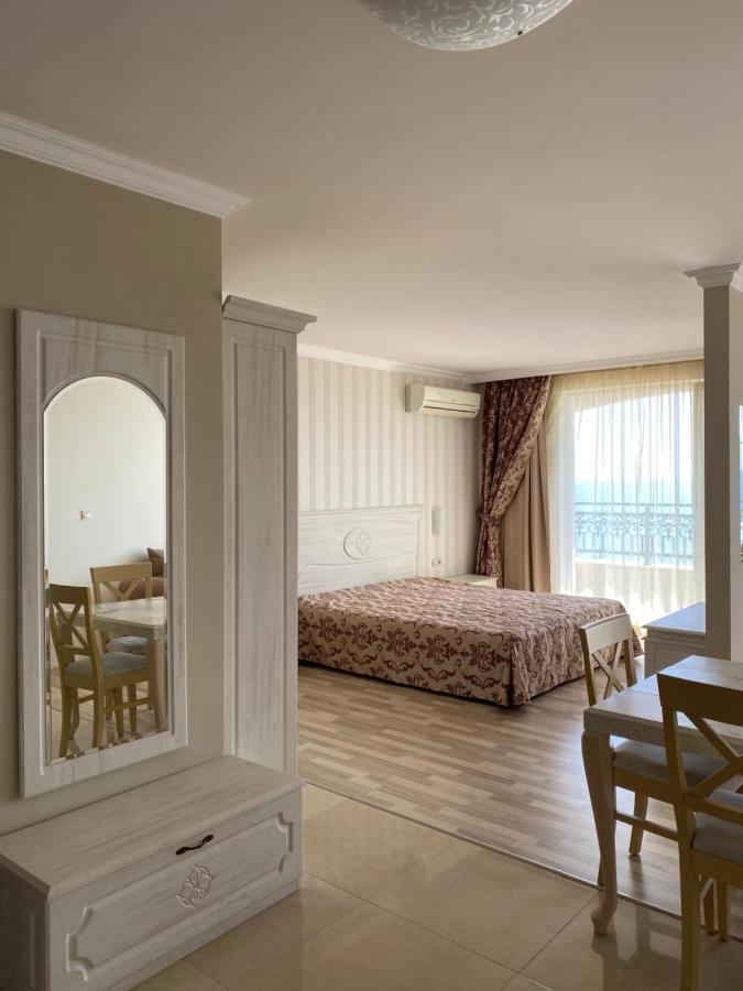 Private Super Apartments By Sea In Apart Hotel ! Pomorie Eksteriør bilde